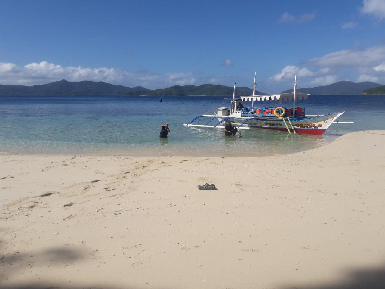 Backpackers Inn Gardenview Inn El Nido Zewnętrze zdjęcie