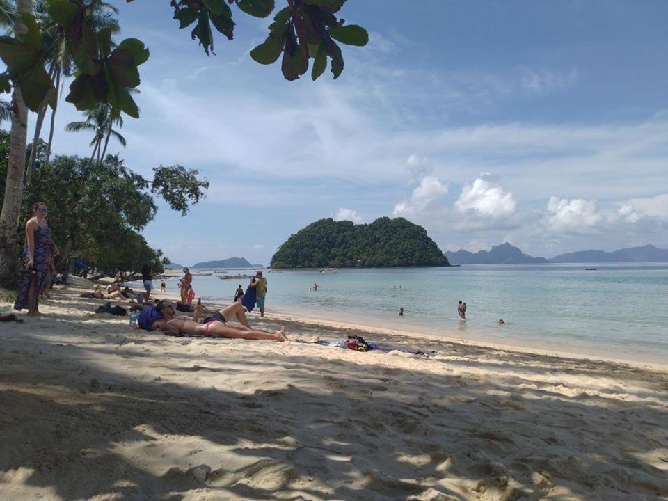 Backpackers Inn Gardenview Inn El Nido Zewnętrze zdjęcie