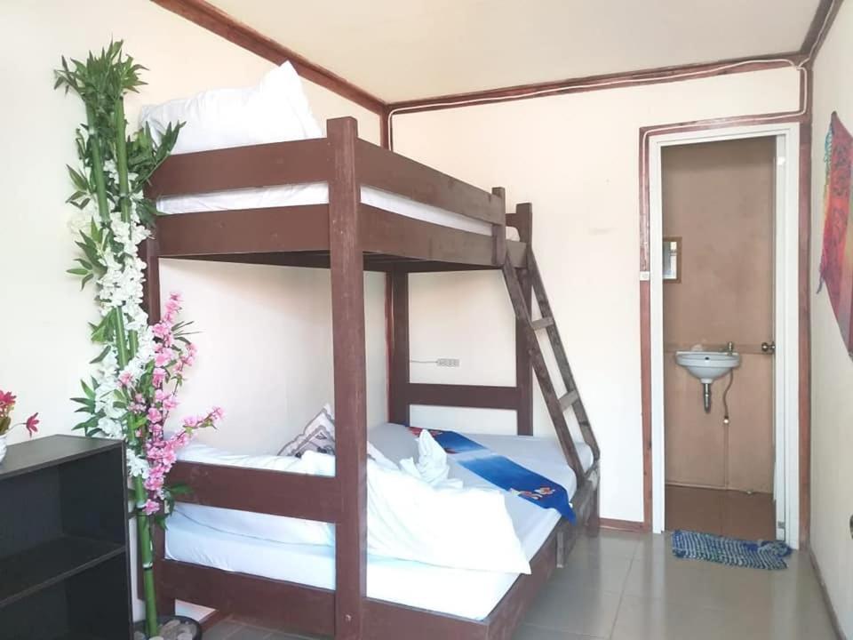 Backpackers Inn Gardenview Inn El Nido Zewnętrze zdjęcie